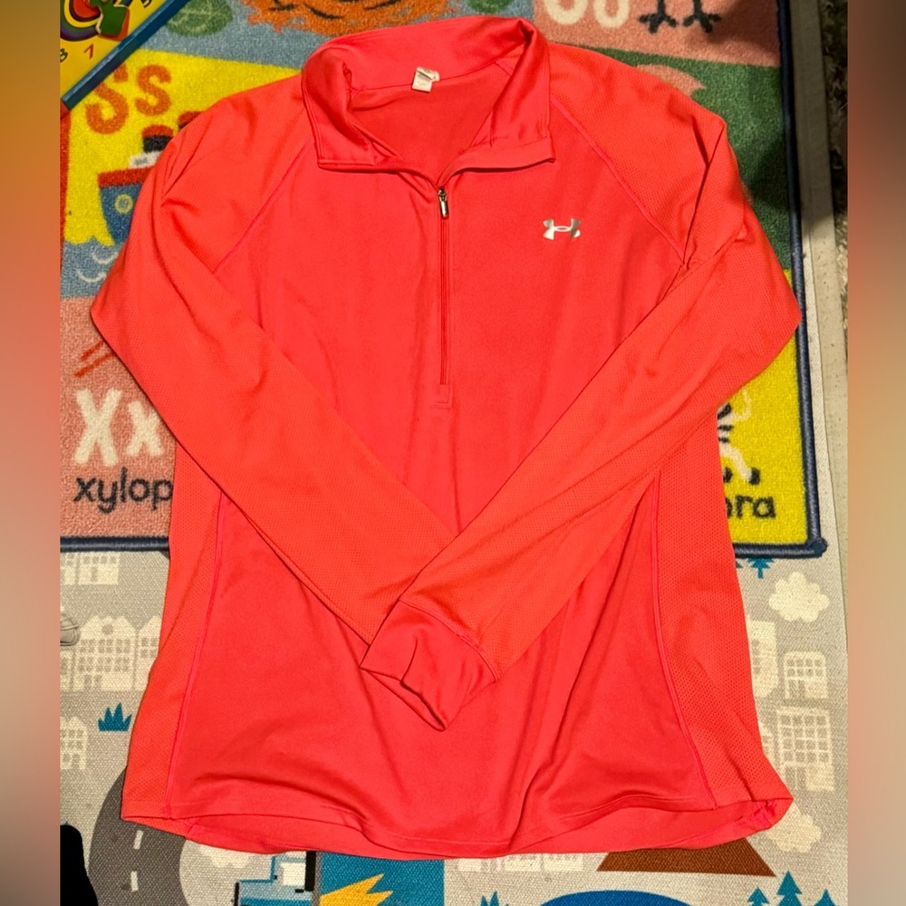 Women’s Under Armour half zip size XL
